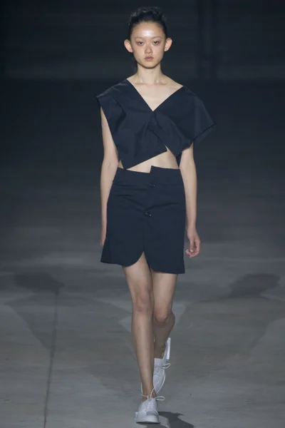Look 27